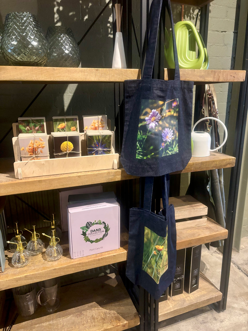 Late Summer: Clustered Everlasting Tote Bag